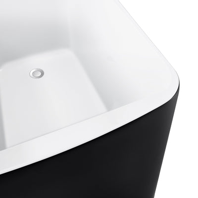 27-in W x 47-in L Gloss Acrylic Oval Freestanding Soaking Bathtub