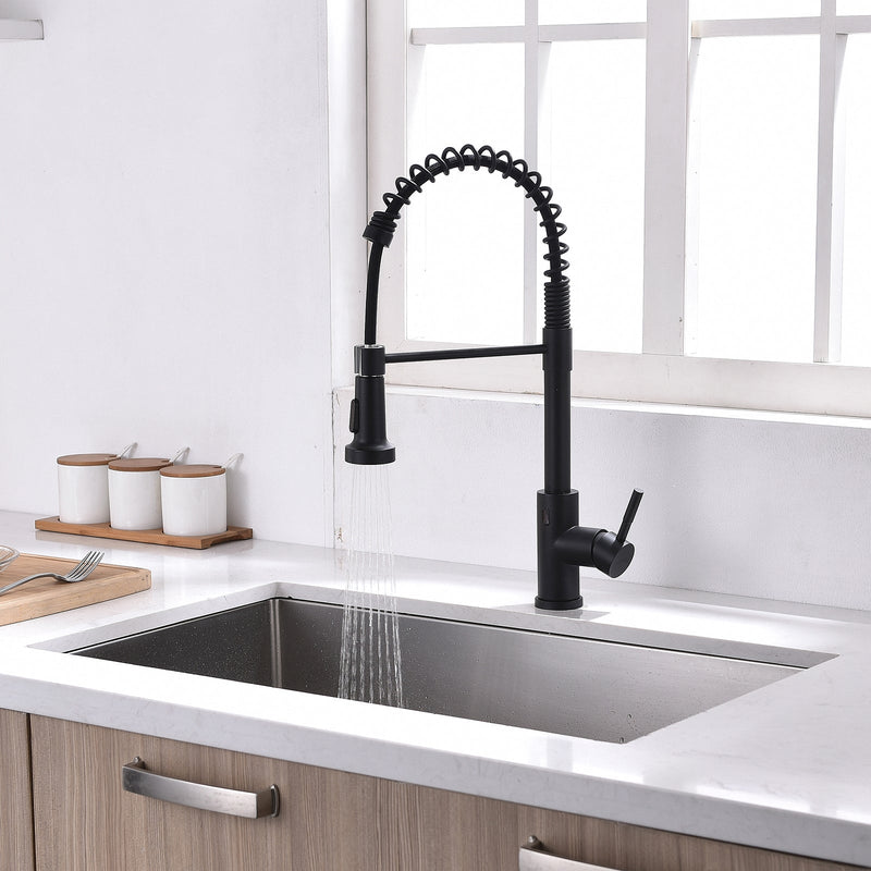 Single Handle Touch Pull Down Sprayer Kitchen Faucet with 360℃ Rotation in Matte Black