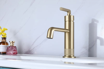 Single Handle Bathroom Faucet With Valve